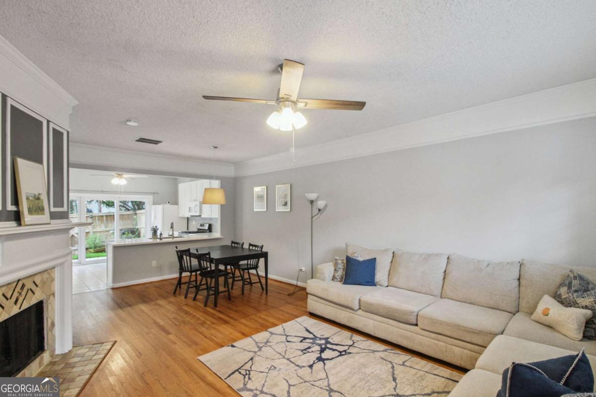 245 Buckland DR