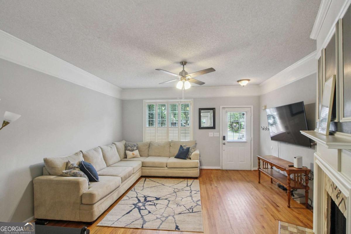 245 Buckland DR