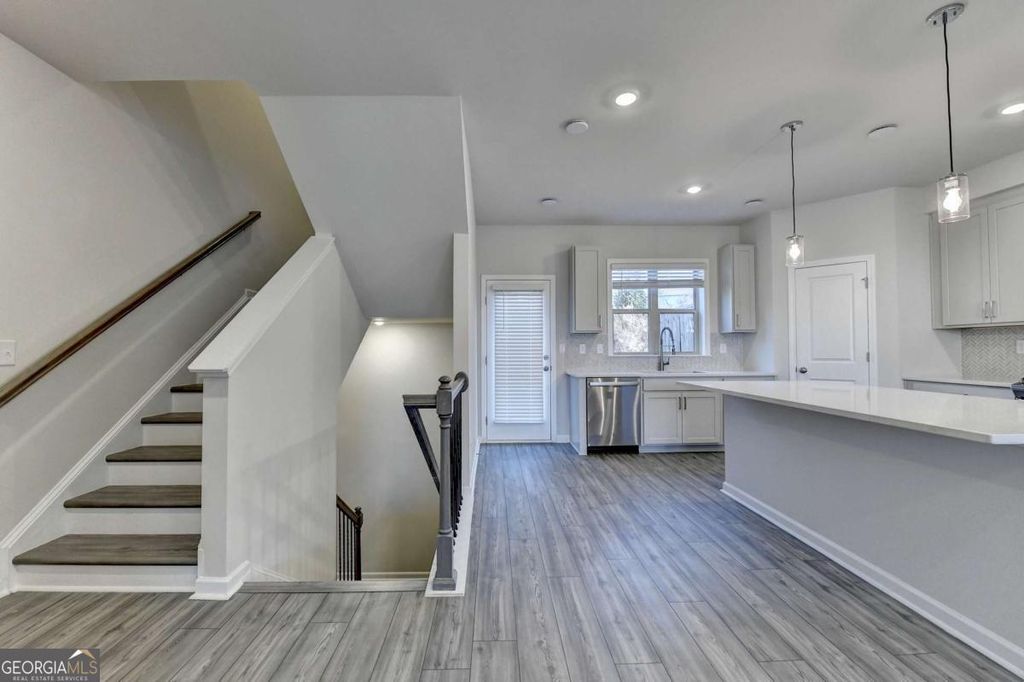 Photo of 3661 Willingham Run, Marietta, GA 30008 (MLS # 10657217)