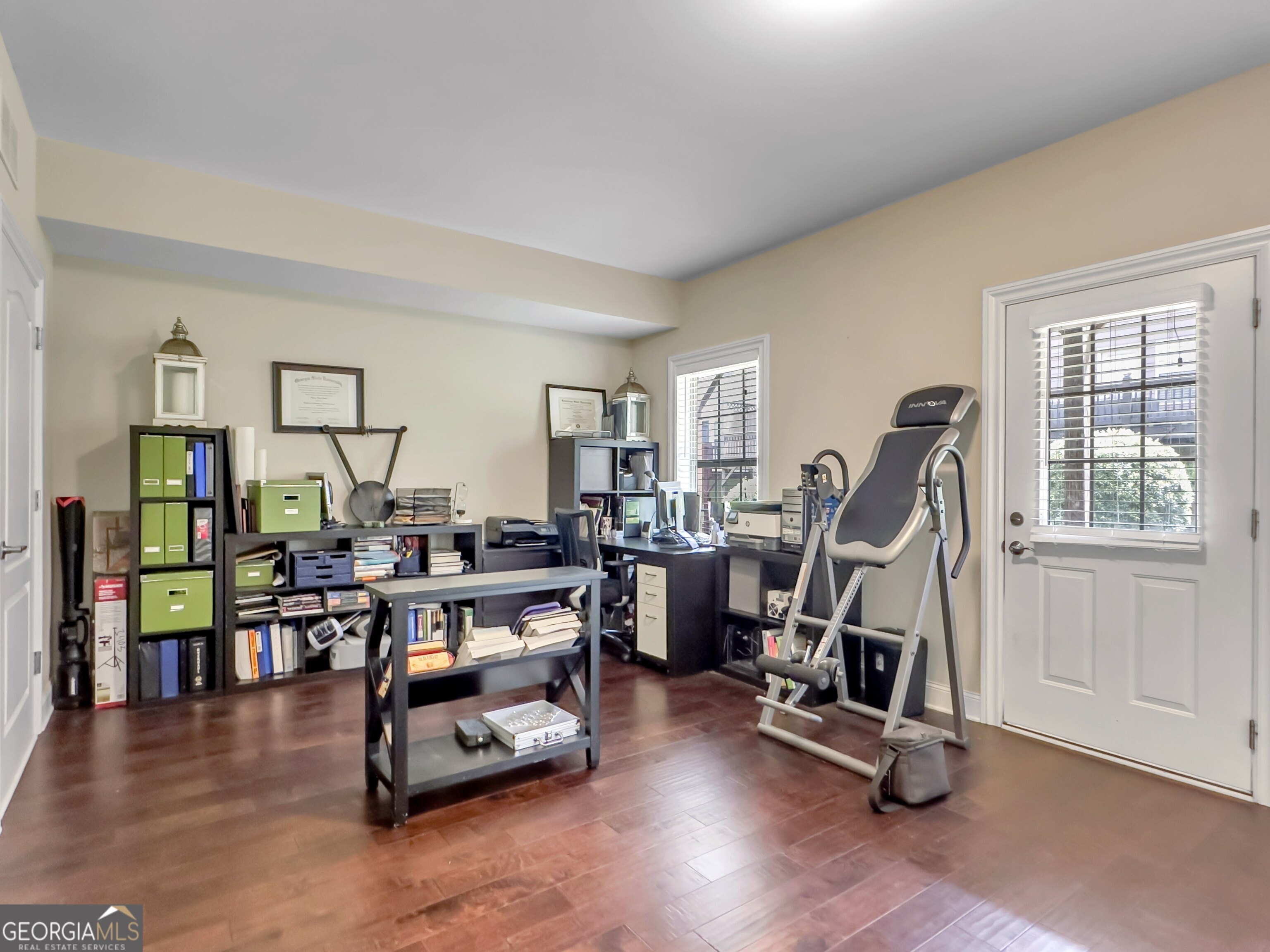 The Oaks at Powers Ferry - Residential