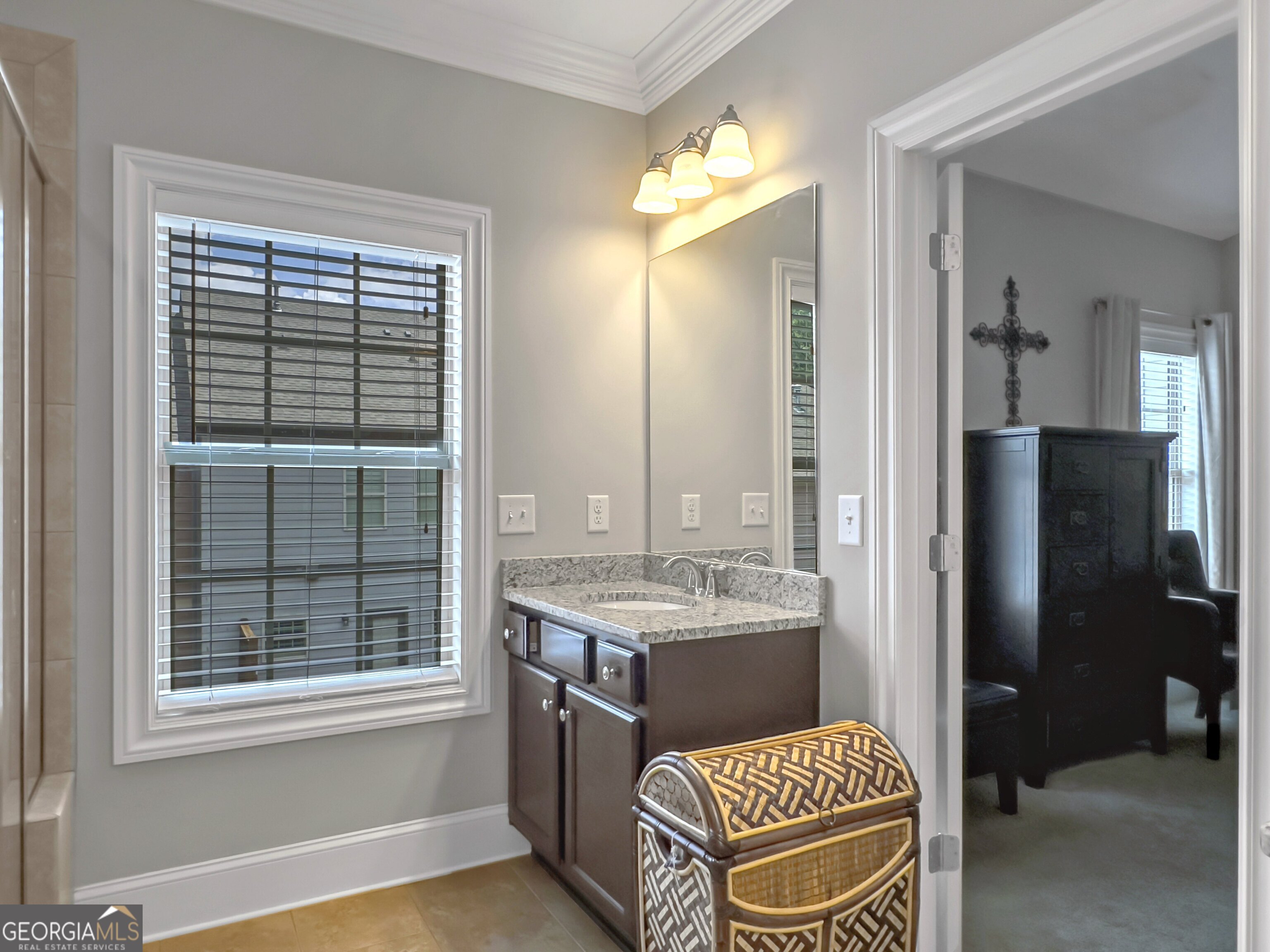 The Oaks at Powers Ferry - Residential