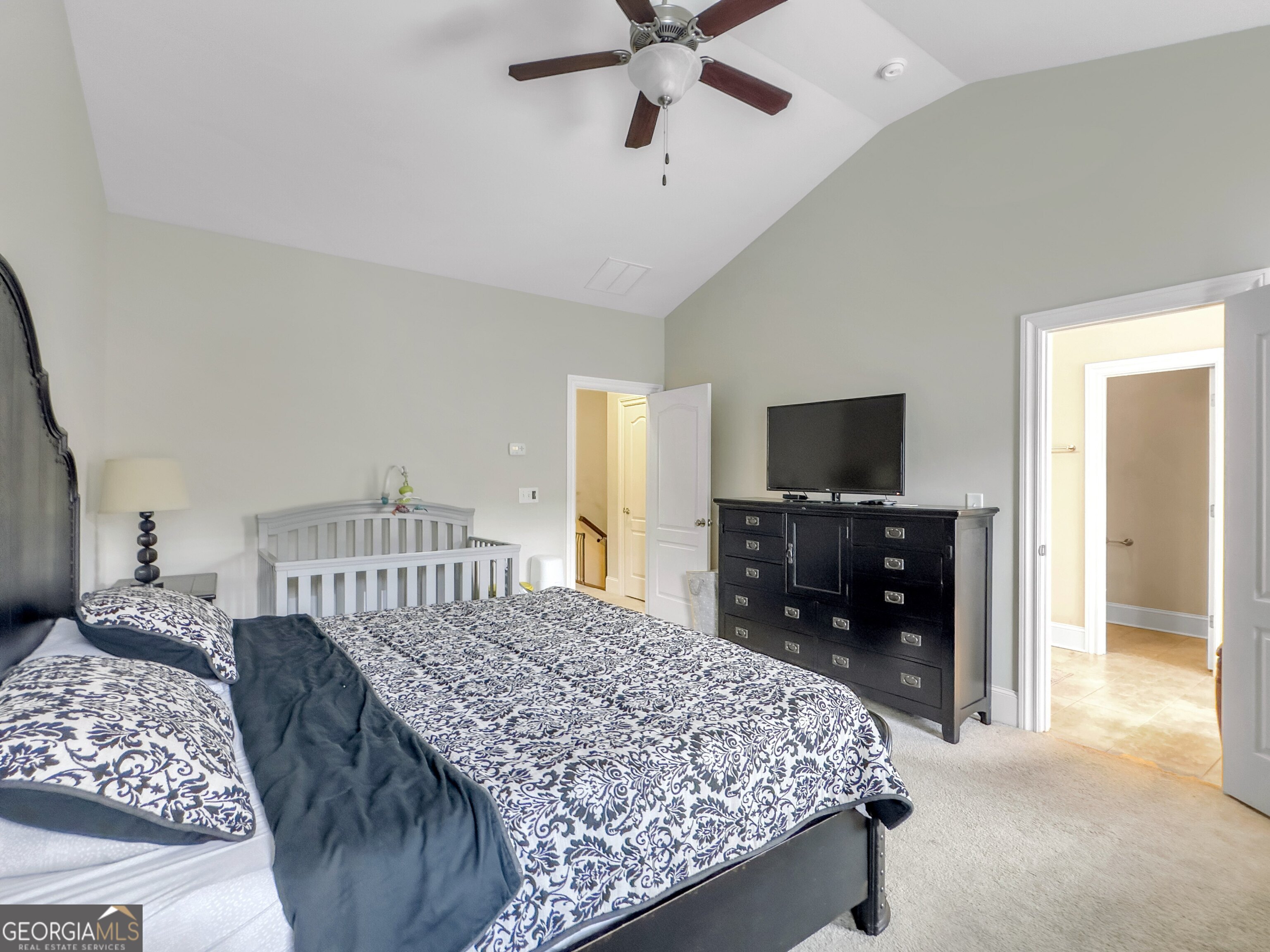 The Oaks at Powers Ferry - Residential