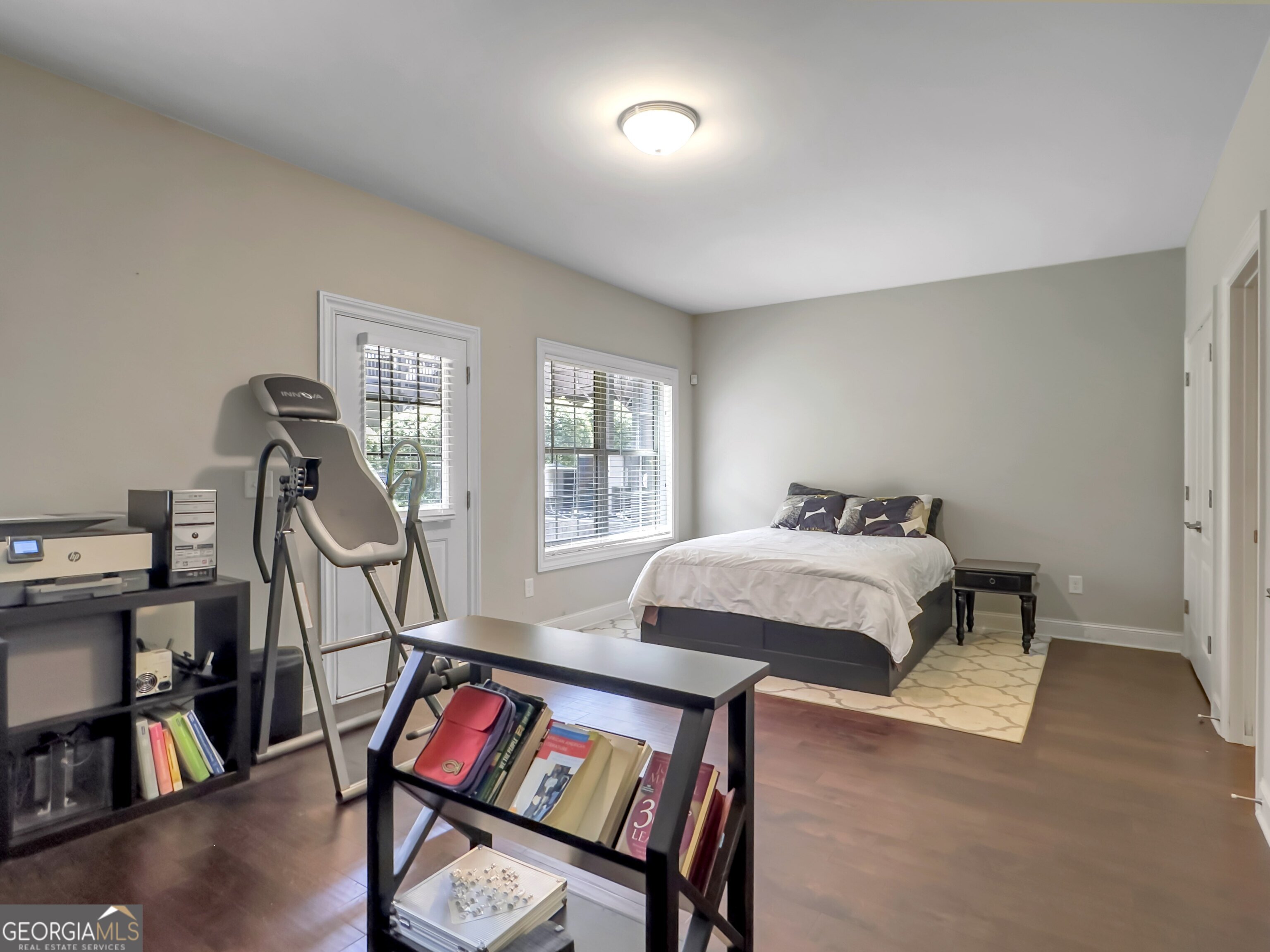 The Oaks at Powers Ferry - Residential