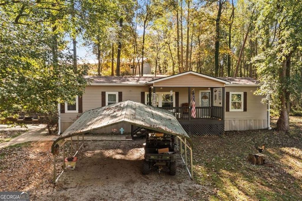 Photo of 610 Old Henry Grady, Dawsonville, GA 30534 (MLS # 10624952)