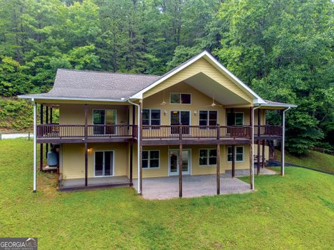 55 Cool Spring LN Clayton GA 30525