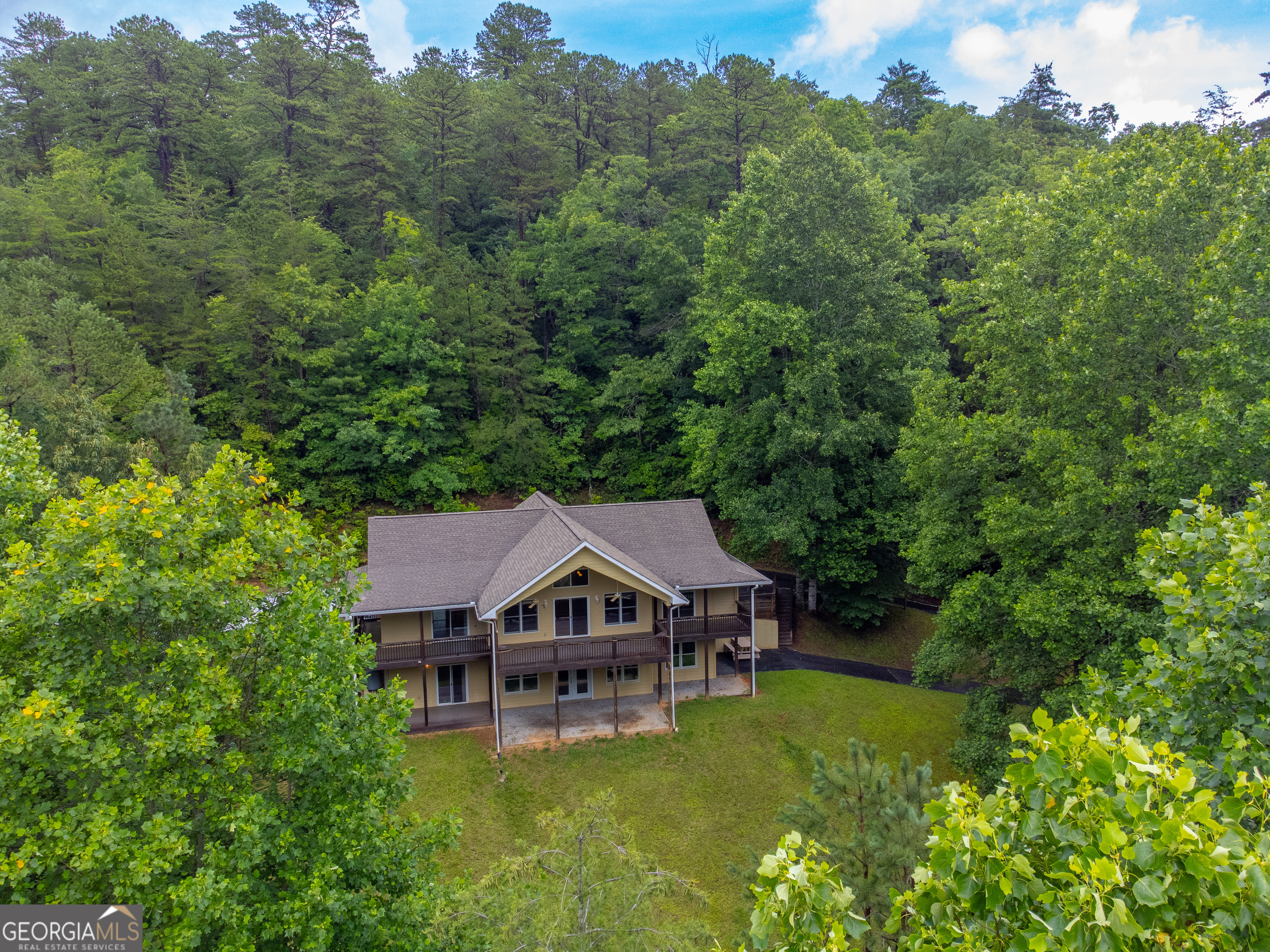 55 Cool Spring LN