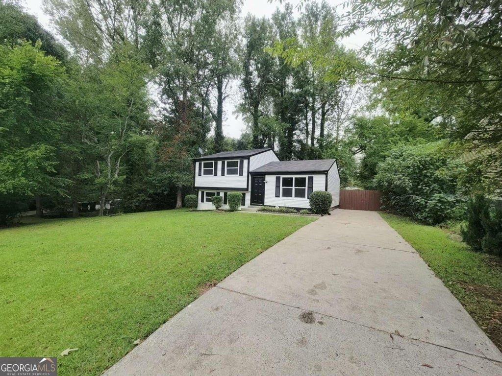 Photo of 726 Lawndale Court, Norcross, GA 30093 (MLS # 10852811)