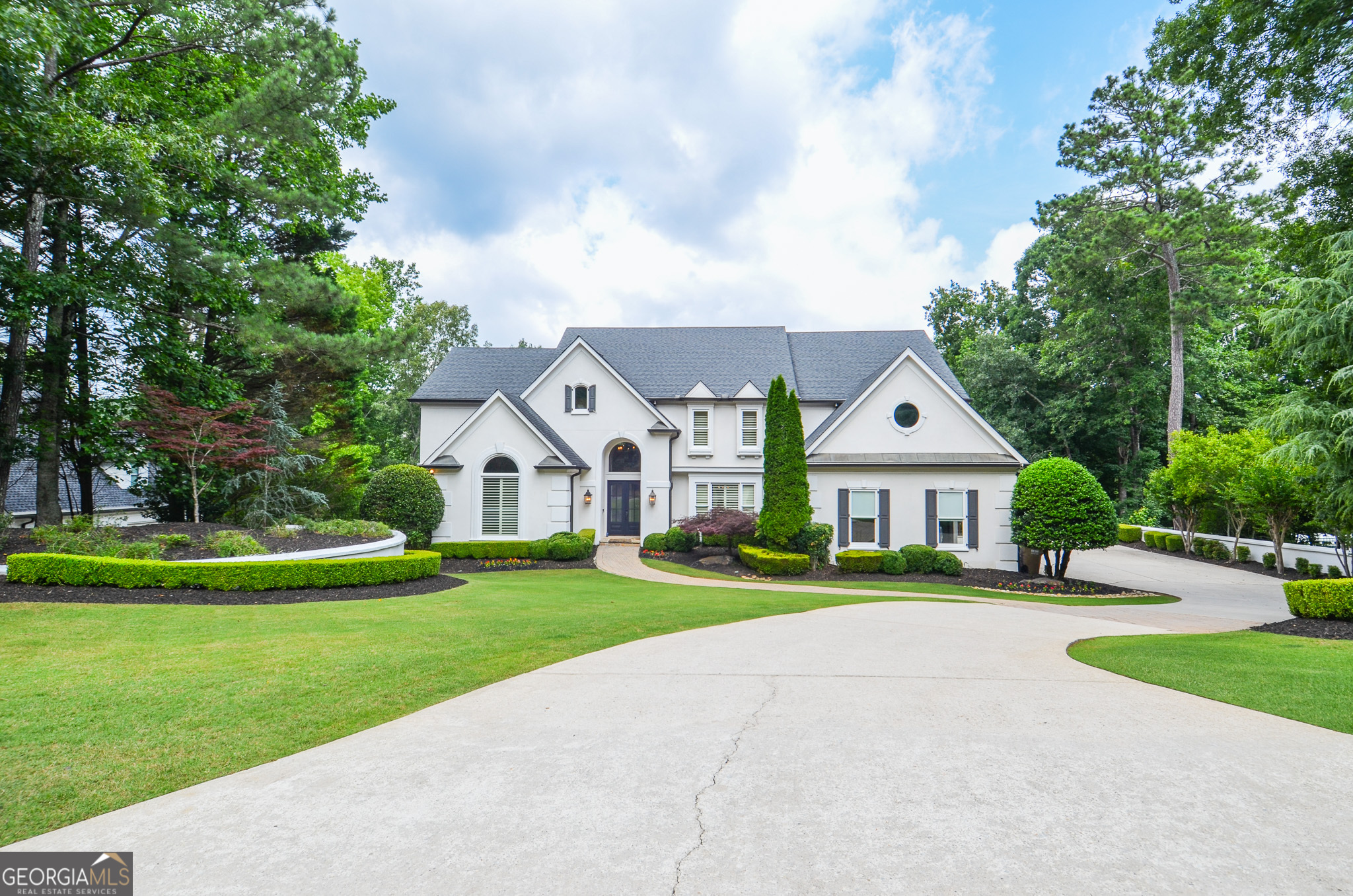 965 Tiverton LN
