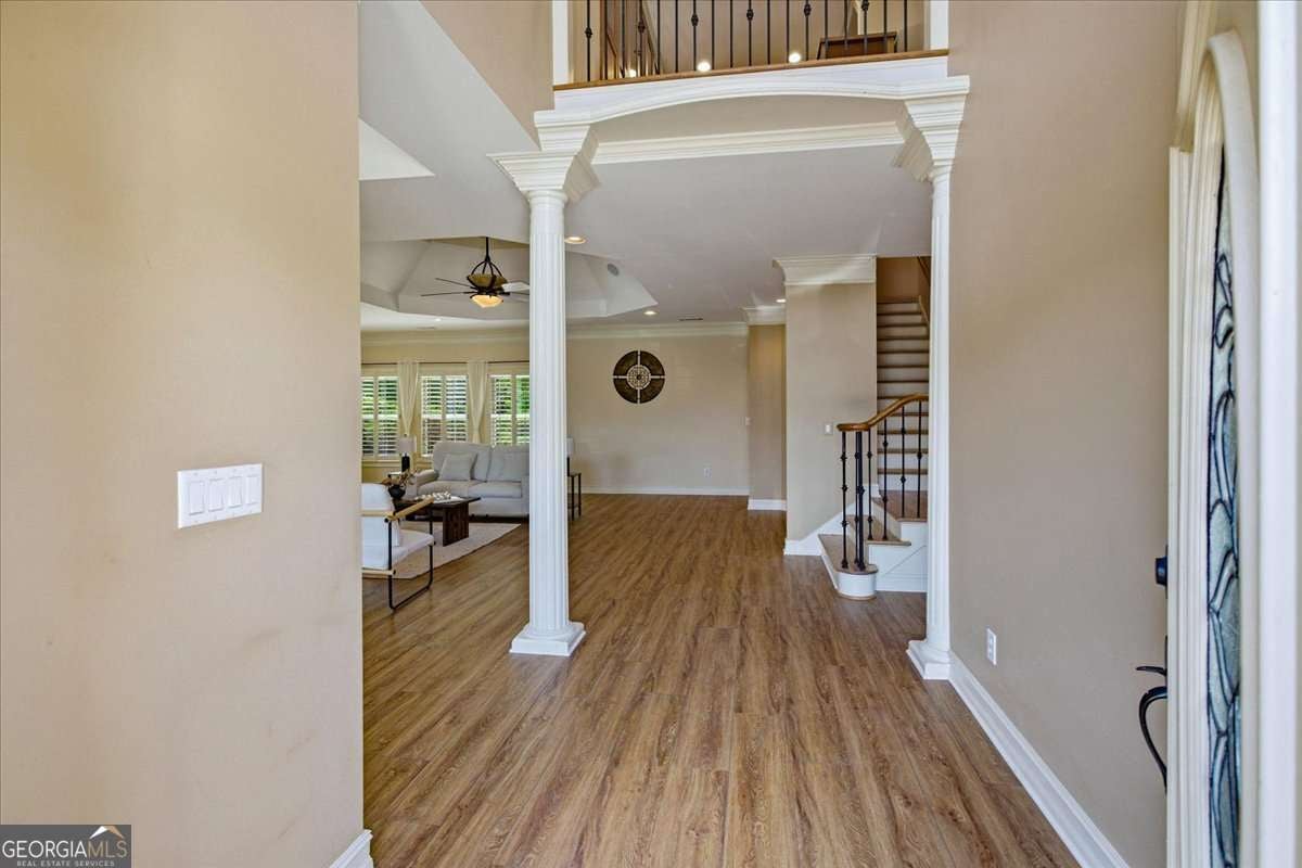 210 Masters View CT