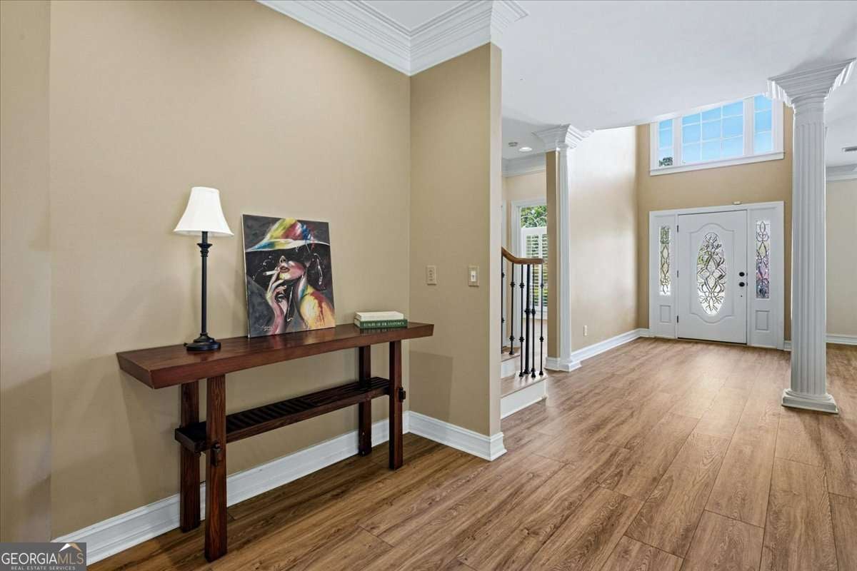 210 Masters View CT