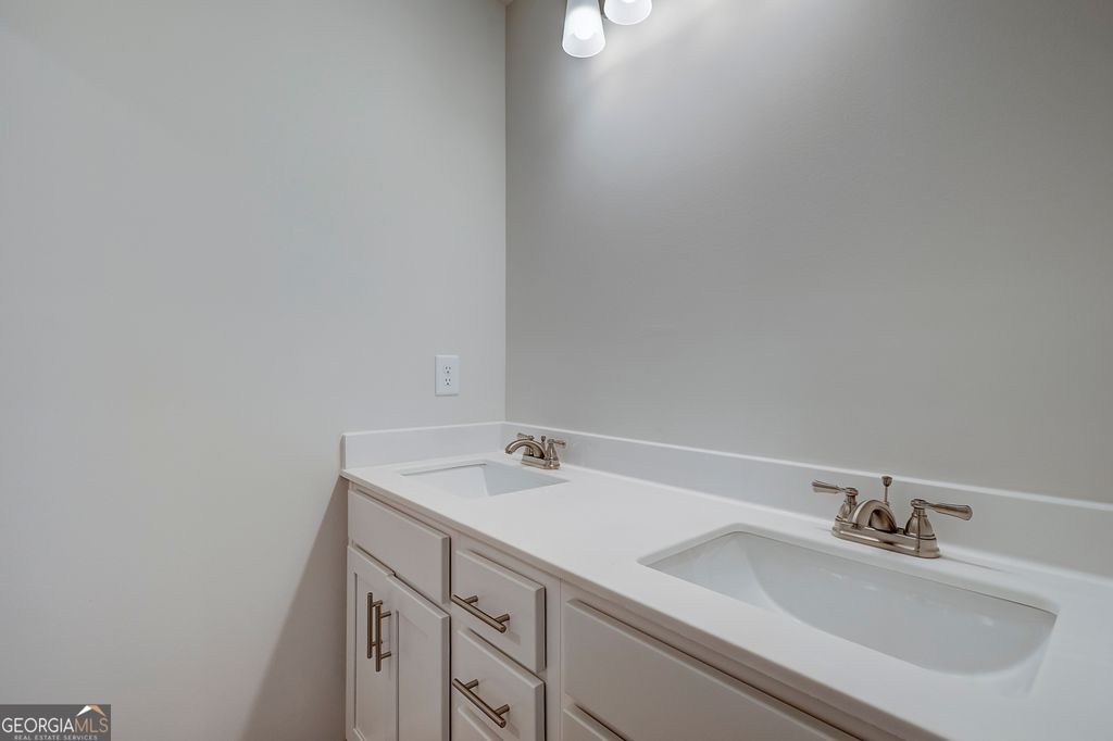 Photo of 178 Logan Pass Drive, Loganville, GA 30052 (MLS # 10684866)