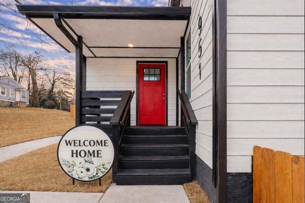 Photo of 951 Reed Avenue, East Point, GA 30344 (MLS # 10701788)