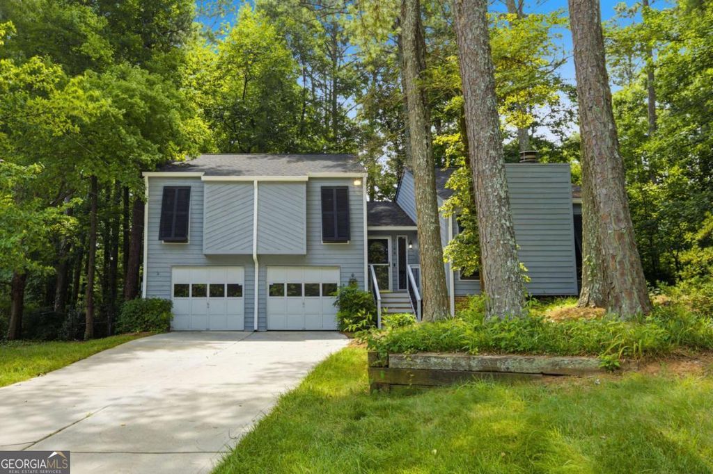 Photo of 5168 Ashland Court SW, Lilburn, GA 30047 (MLS # 10798254)