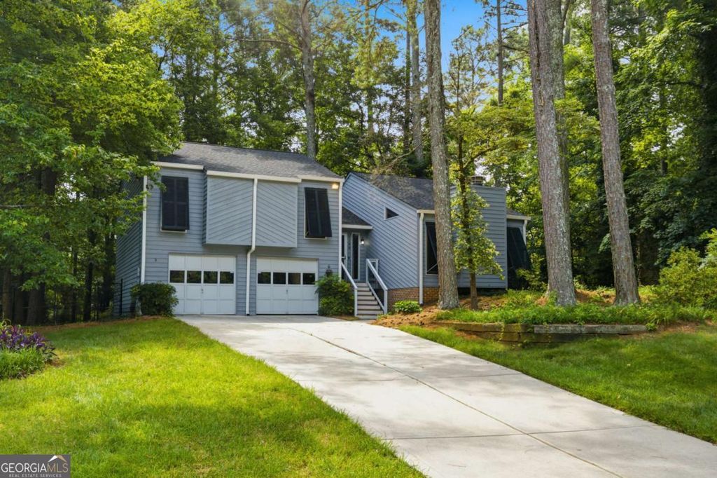 Photo of 5168 Ashland Court SW, Lilburn, GA 30047 (MLS # 10798254)