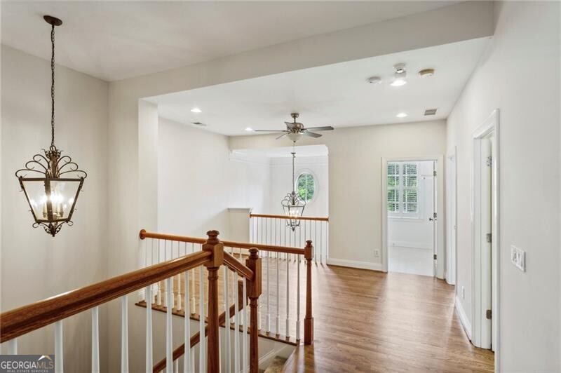 Atlanta, Georgia 30339, United States, 3 Bedrooms Bedrooms, ,4 BathroomsBathrooms,Residential,Active,19656