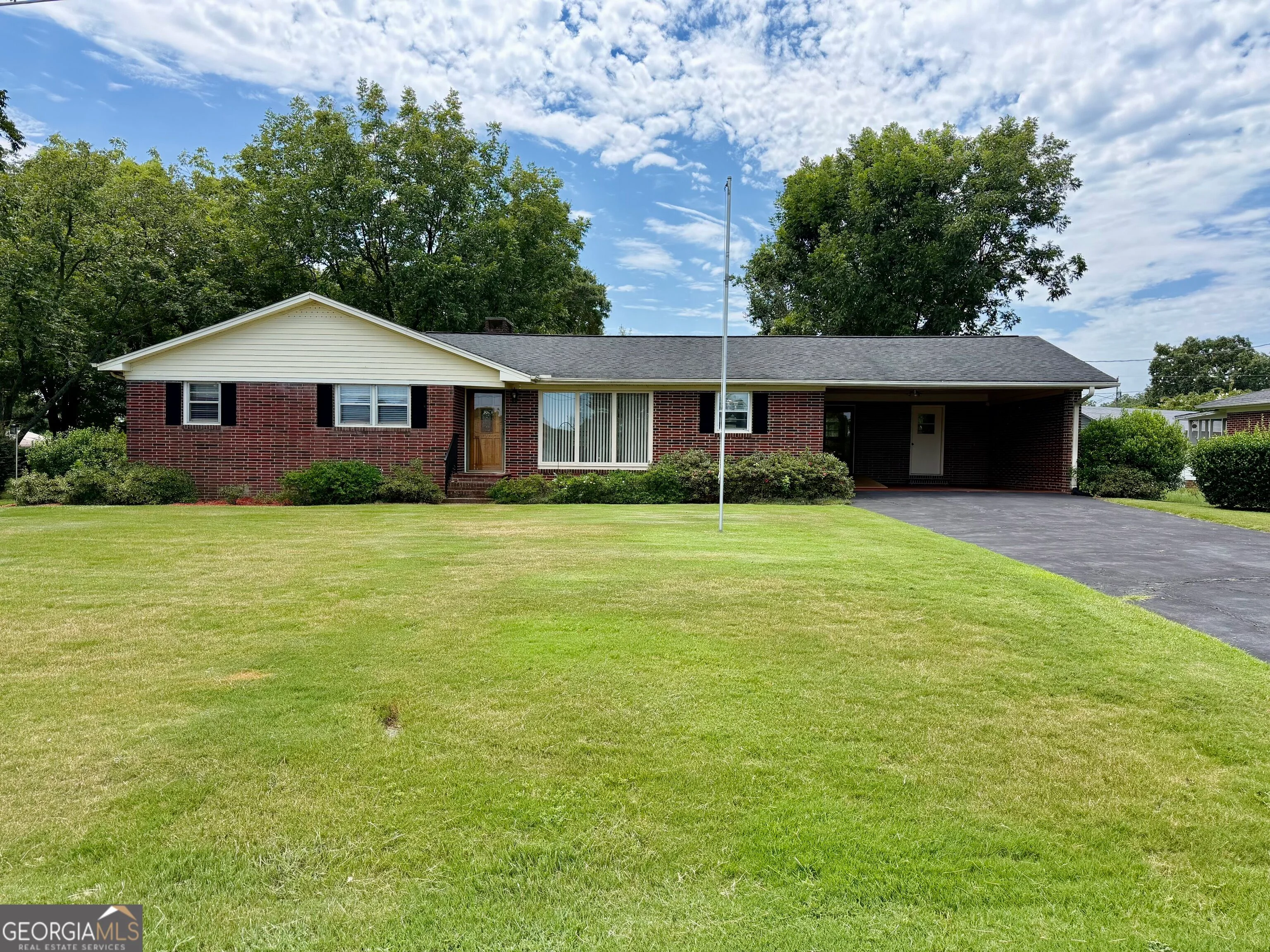 95 Race Street, Hartwell, GA, 30643