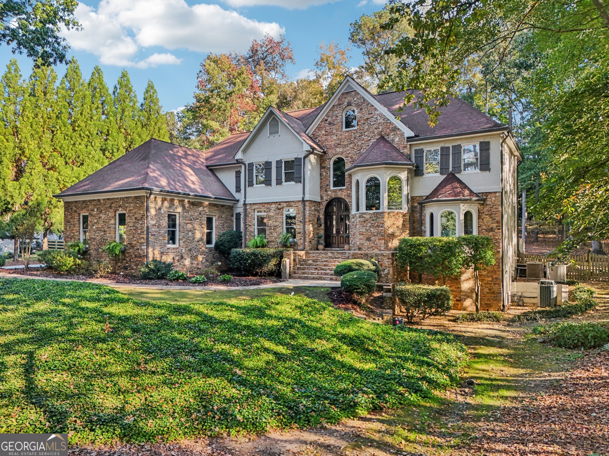 POLO GOLF AND COUNTRY CLUB - Residential