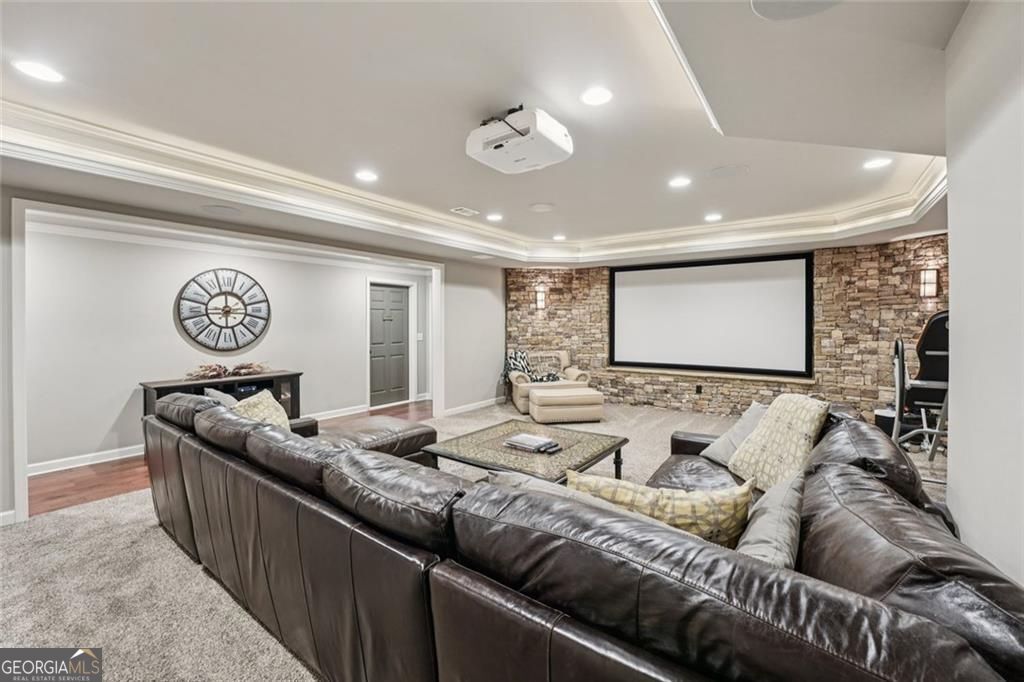 POLO GOLF AND COUNTRY CLUB - Residential