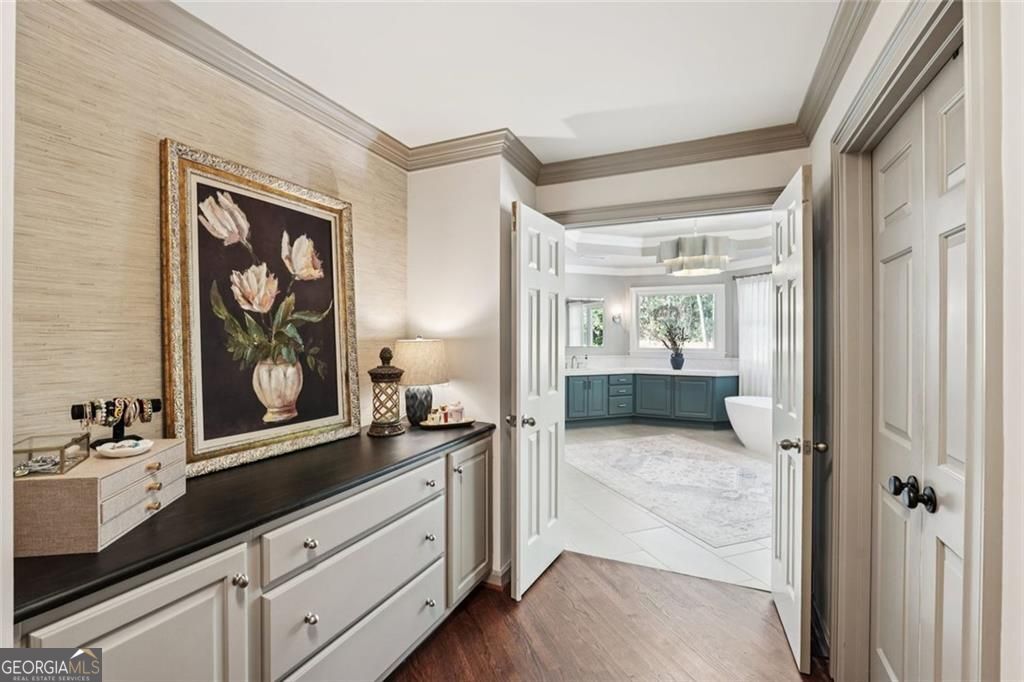 POLO GOLF AND COUNTRY CLUB - Residential