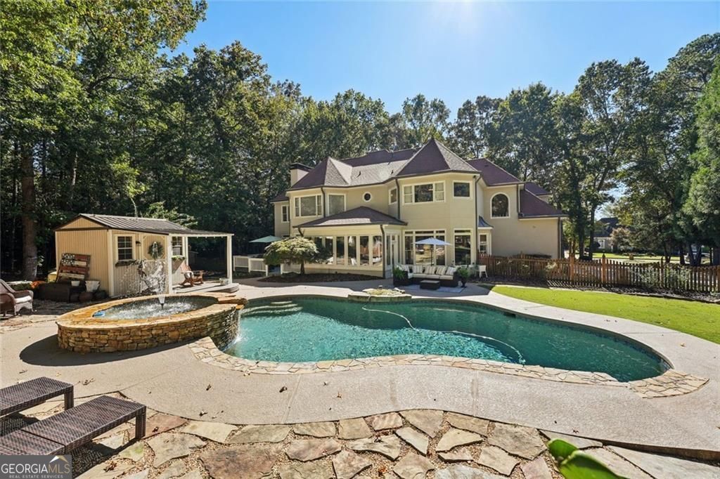 POLO GOLF AND COUNTRY CLUB - Residential