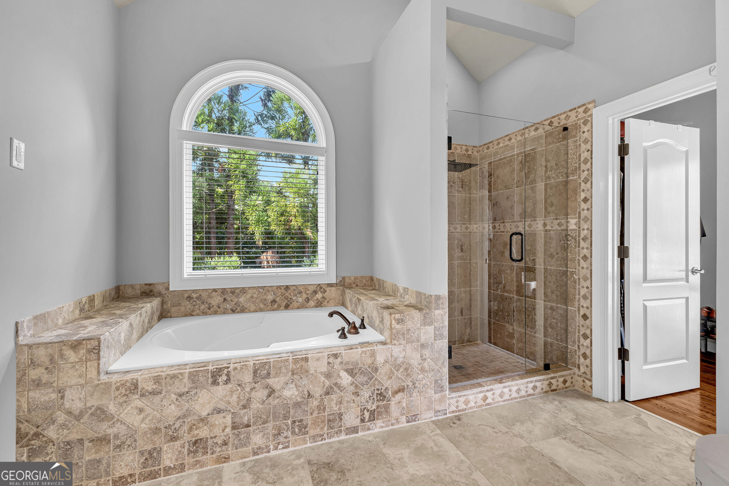 McDonough, Georgia 30252, United States, 4 Bedrooms Bedrooms, ,4 BathroomsBathrooms,Residential,Pending,144121