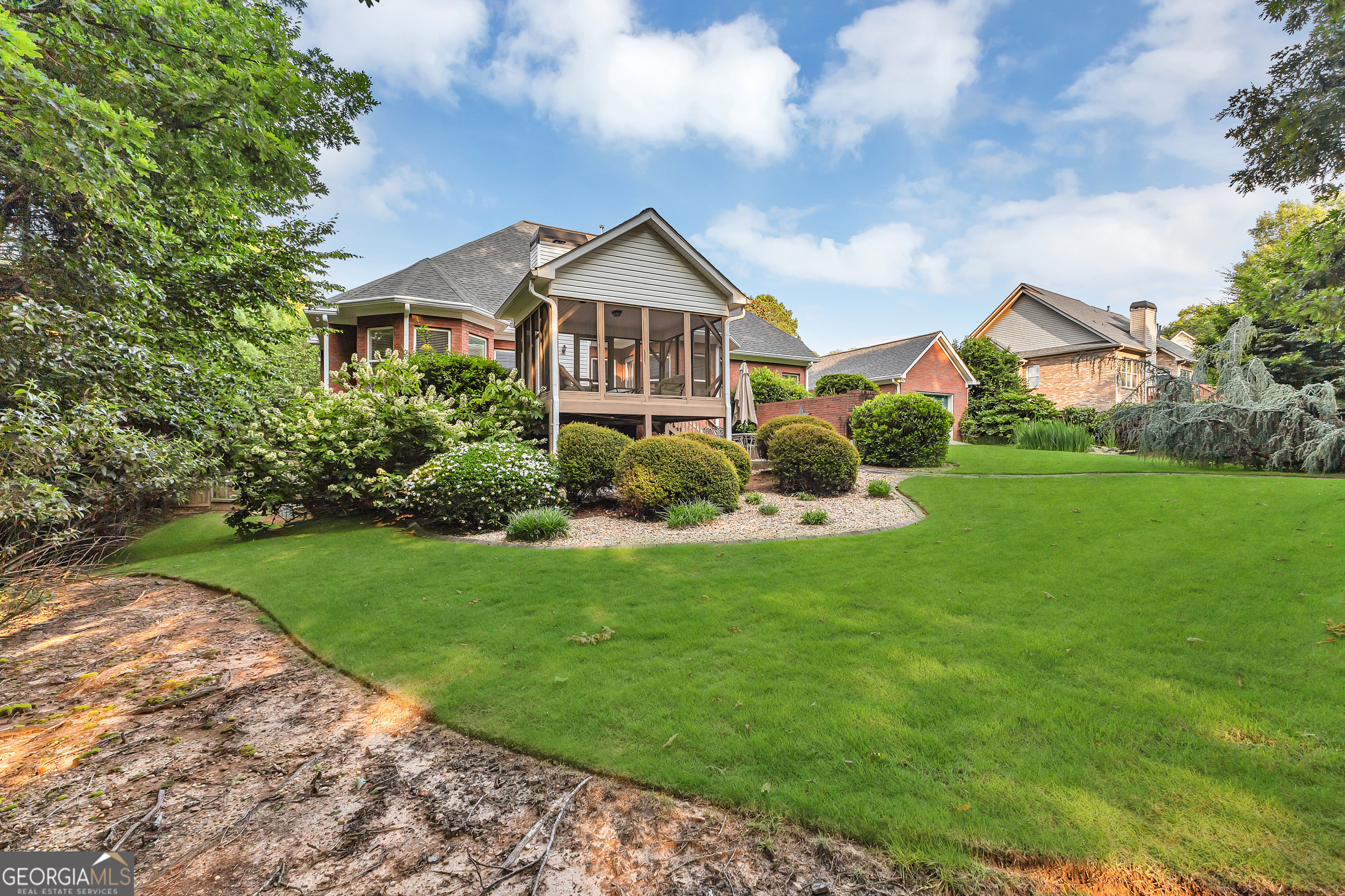 McDonough, Georgia 30252, United States, 4 Bedrooms Bedrooms, ,4 BathroomsBathrooms,Residential,Pending,144121