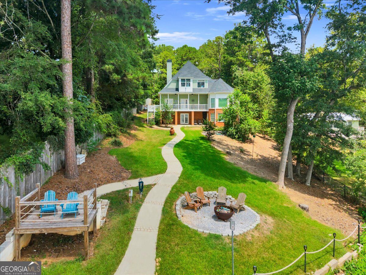 116 Island DR NE