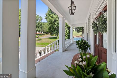 A home in Peachtree City