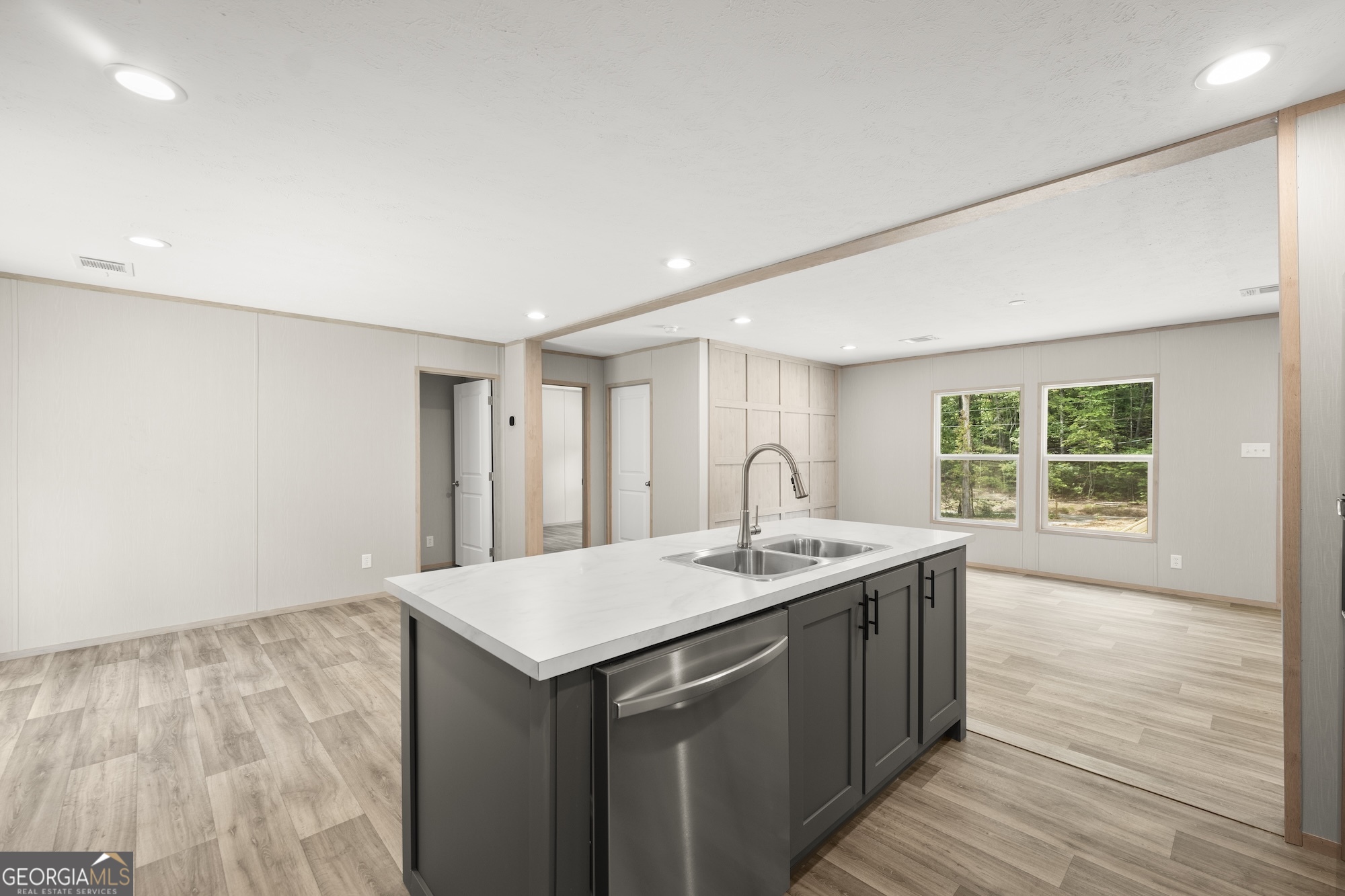 714 Nails Creek XING