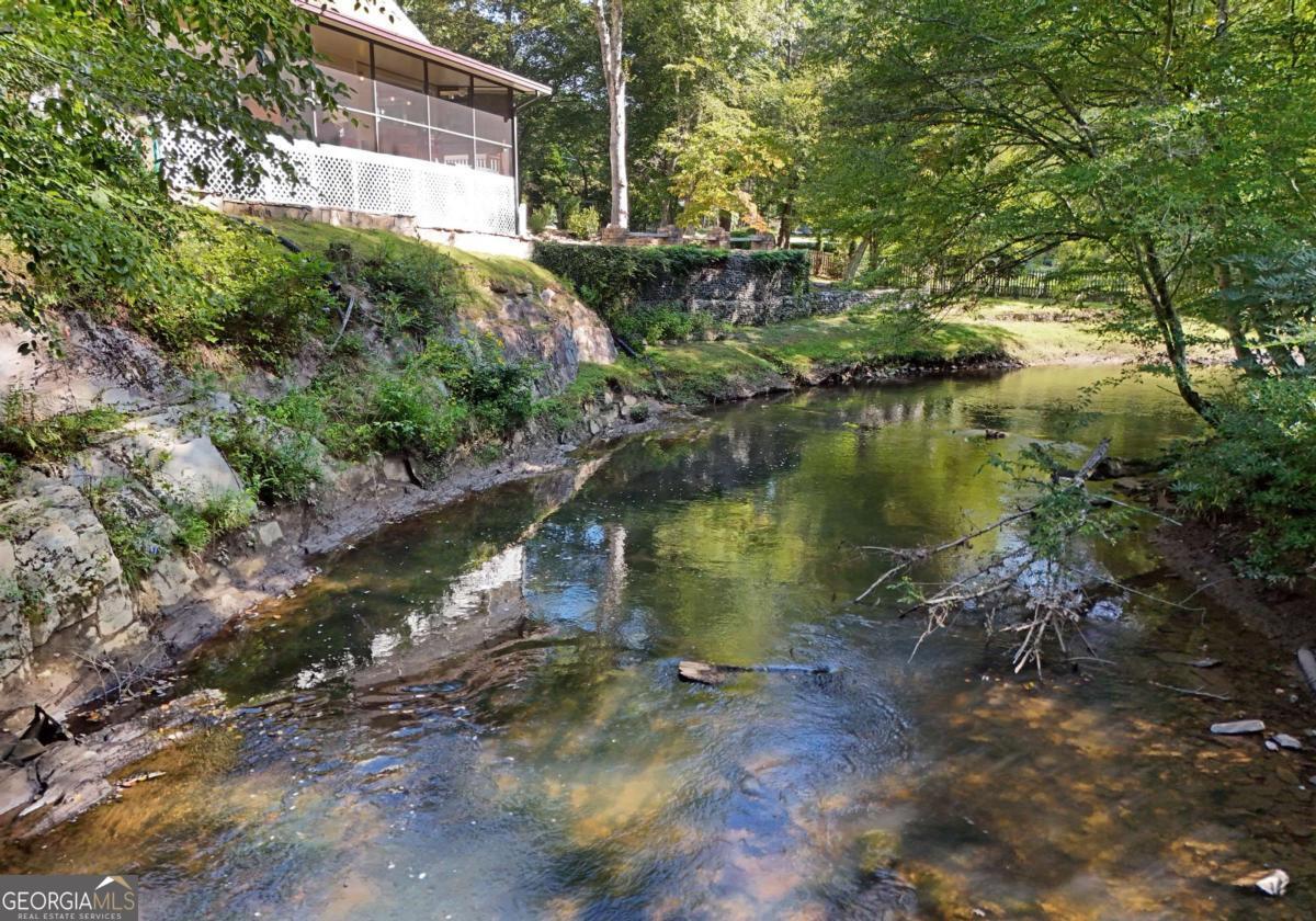 401 Mountain Rivers RD