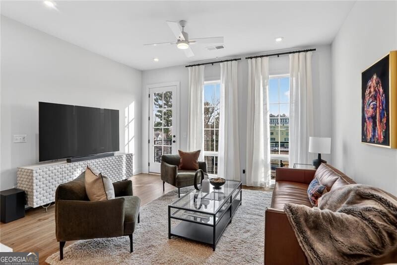 1291 Longreen TER NW 7