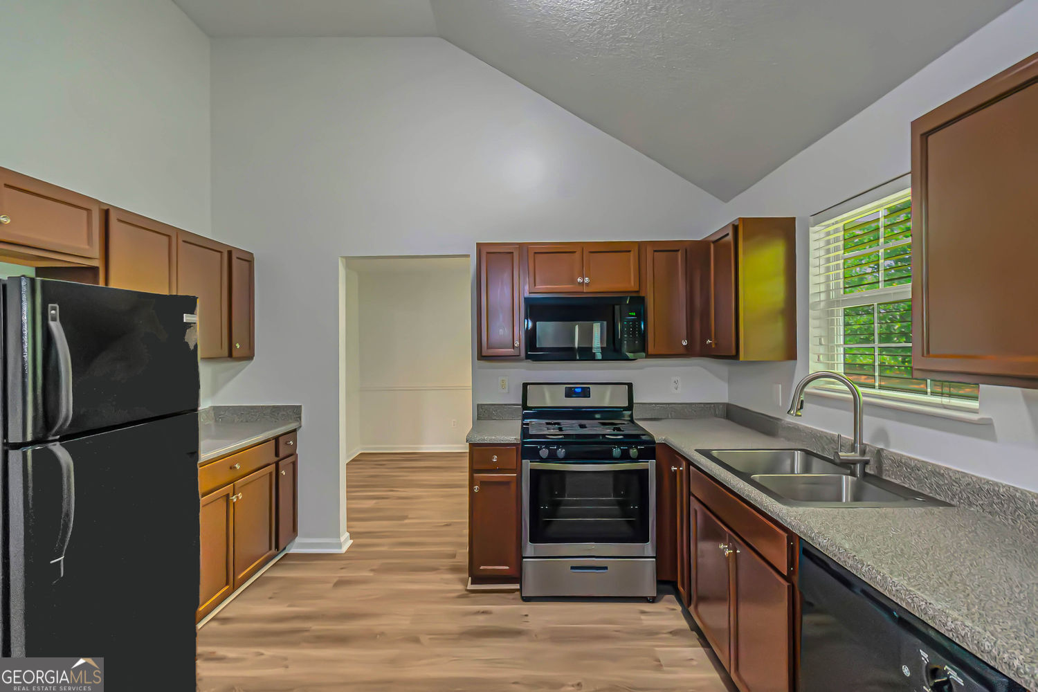 Lithonia, Georgia 30058, United States, 3 Bedrooms Bedrooms, ,3 BathroomsBathrooms,Residential,Active,168153