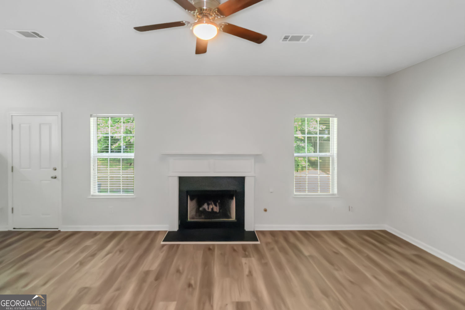 Lithonia, Georgia 30058, United States, 3 Bedrooms Bedrooms, ,3 BathroomsBathrooms,Residential,Active,168153