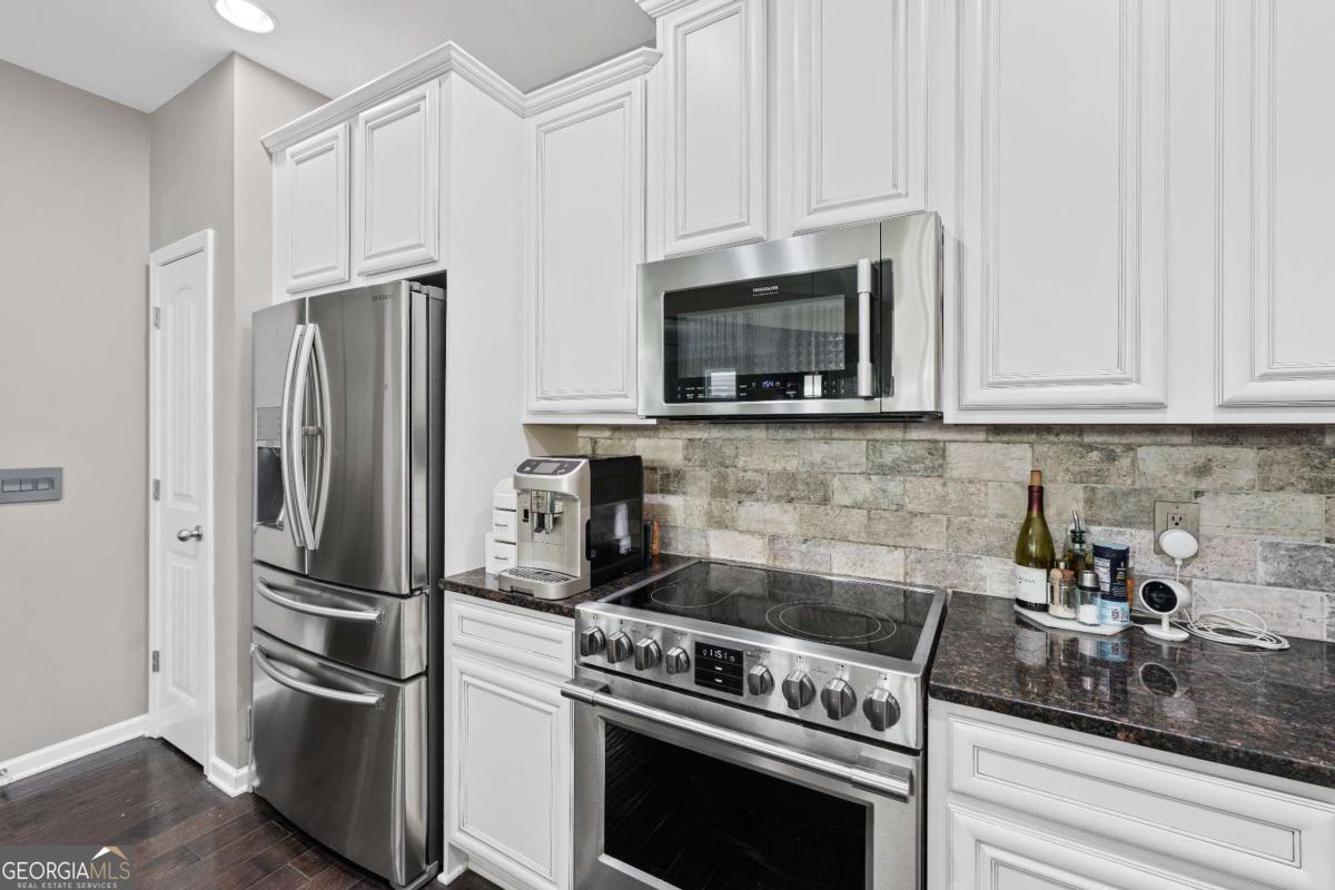 2939 Woodward Down TRL