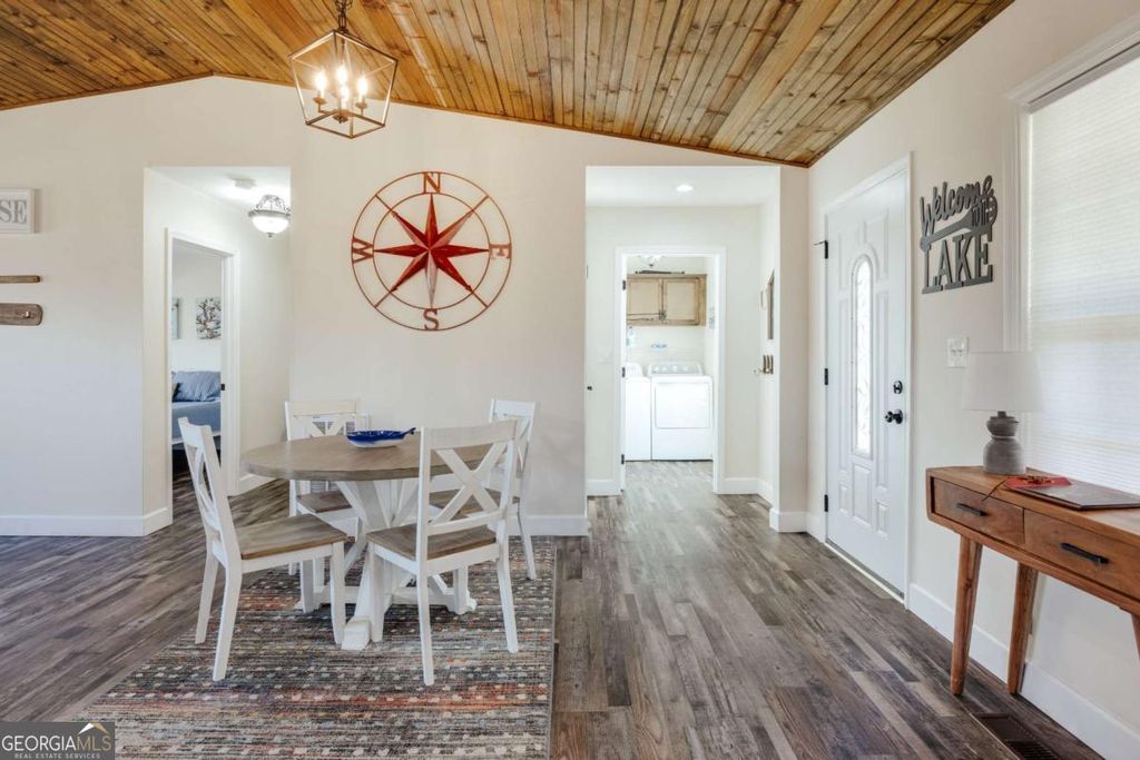 Photo of 58 TeePee Lane, Lavonia, GA 30553 (MLS # 10701998)