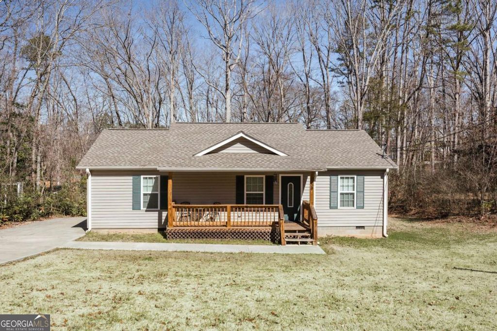 Photo of 58 TeePee Lane, Lavonia, GA 30553 (MLS # 10701998)