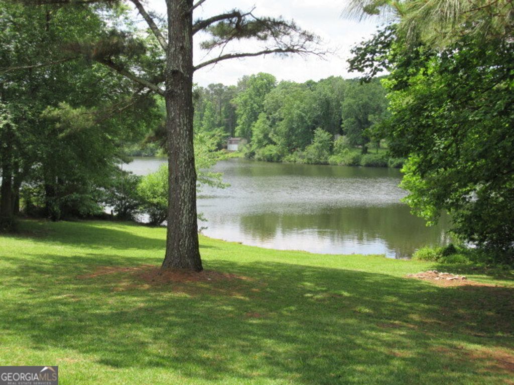 Photo of 1003 Frashier Road, Carrollton, GA 30116 (MLS # 10766958)
