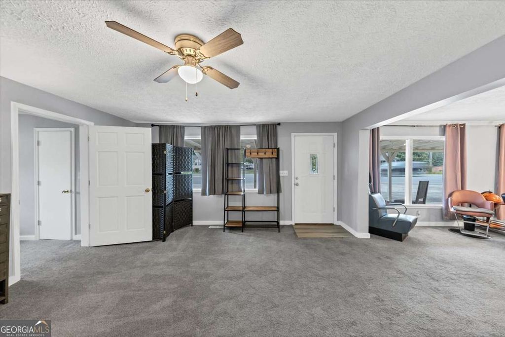 Photo of 6071 N Main Street SE, Acworth, GA 30101 (MLS # 10729913)