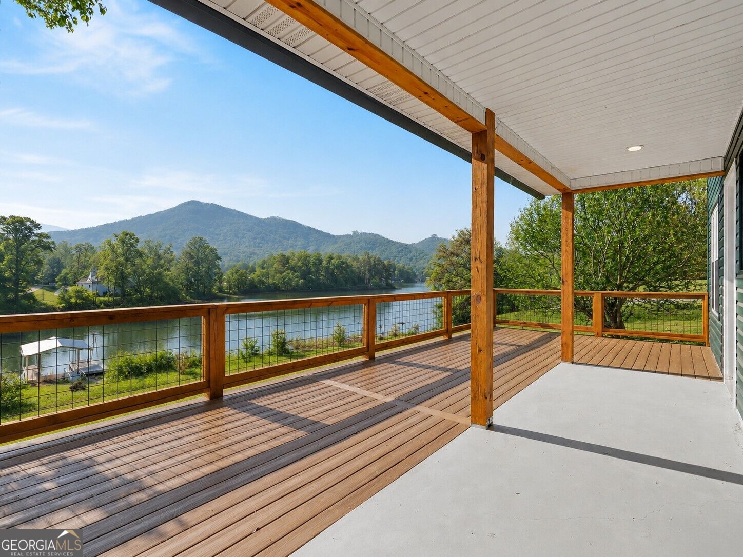233 Bradshaw RD