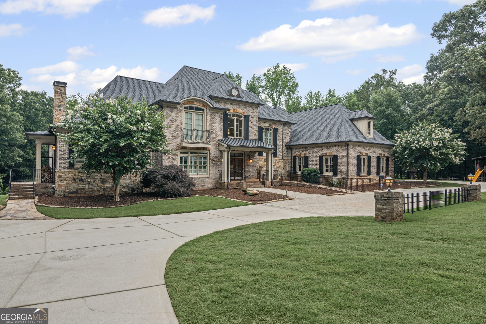 Scarlet Oaks - Residential