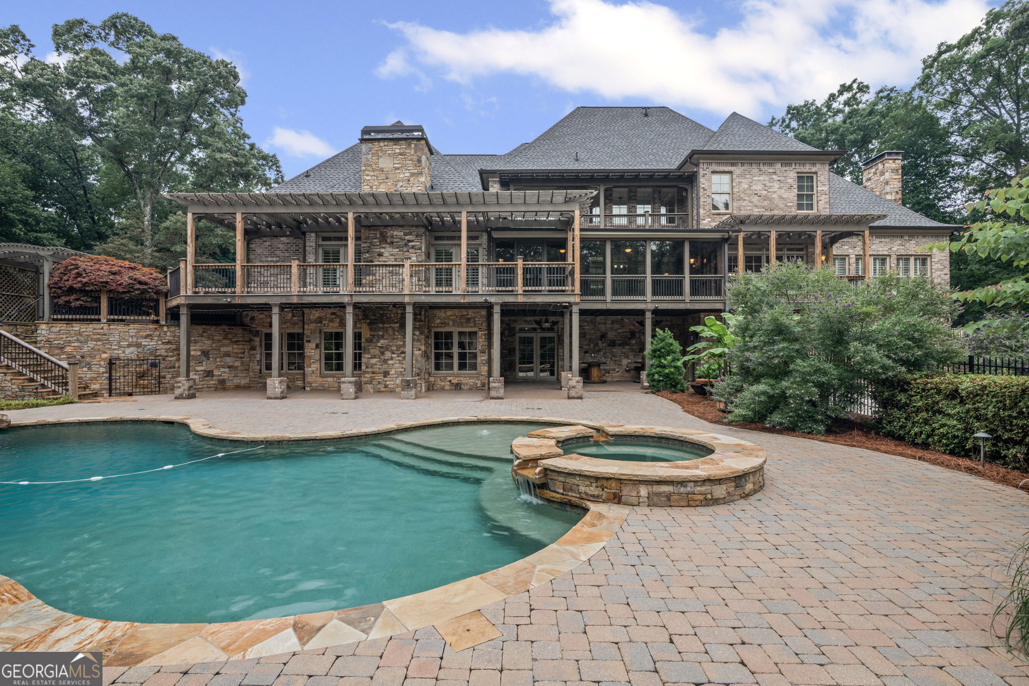 Scarlet Oaks - Residential