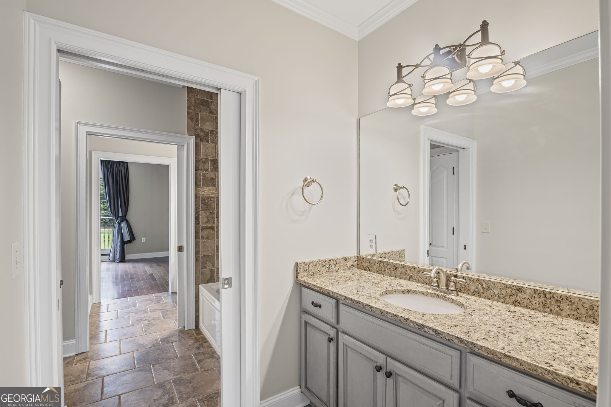 Scarlet Oaks - Residential