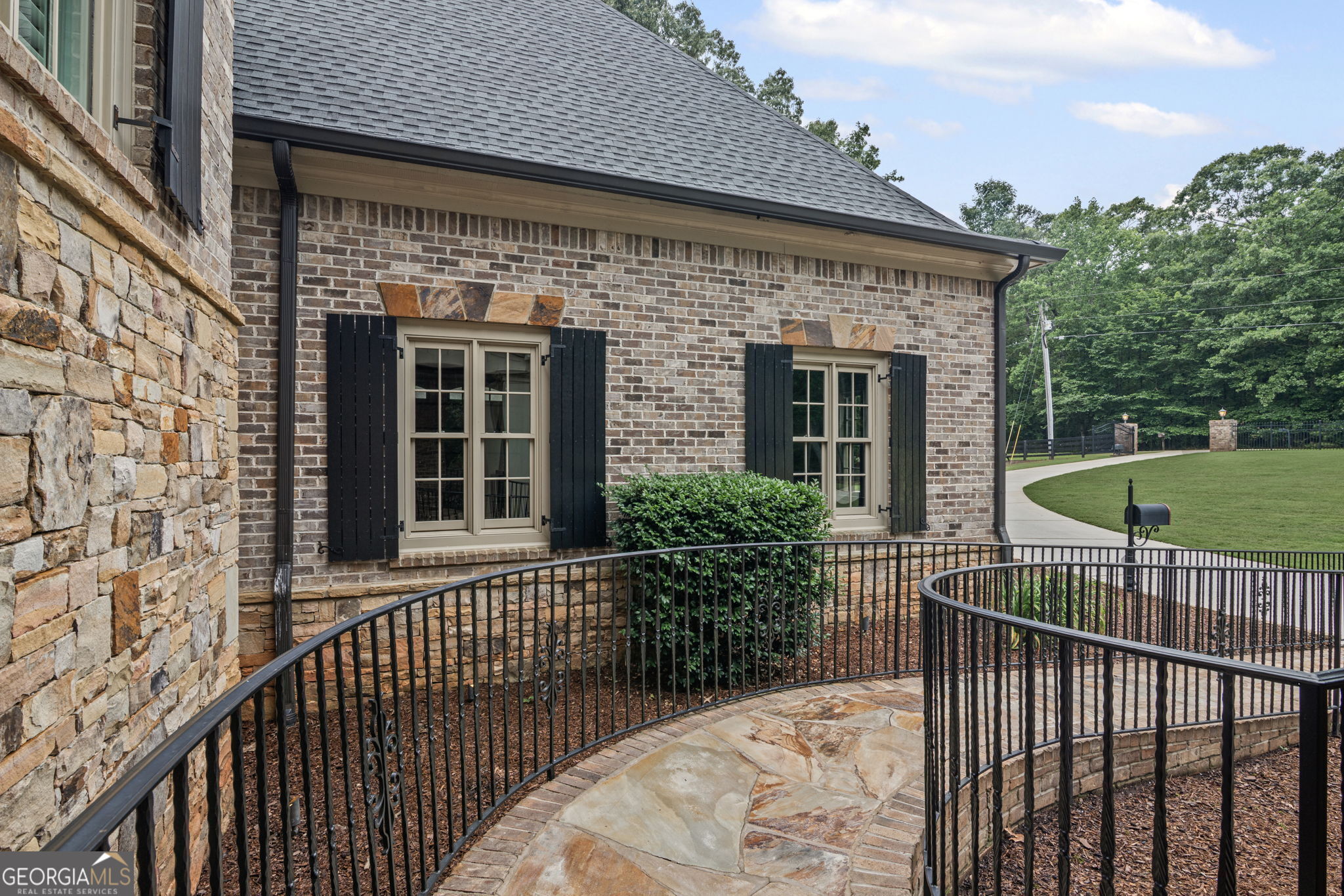 Scarlet Oaks - Residential