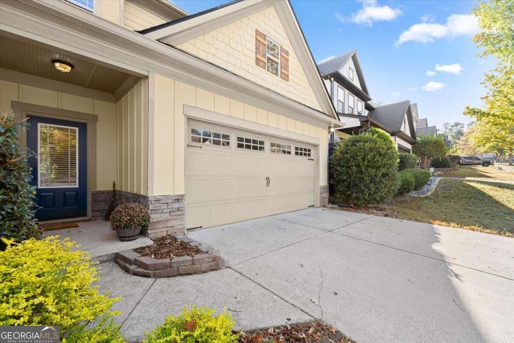 Photo of 1721 Stoney Chase Drive, Lawrenceville, GA 30044 (MLS # 10881611)