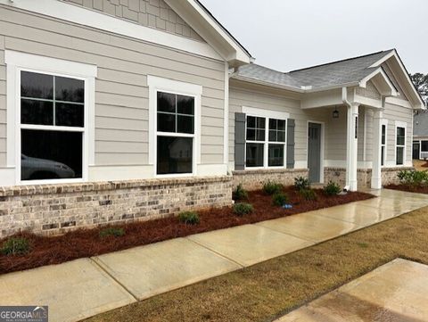 A home in Powder Springs