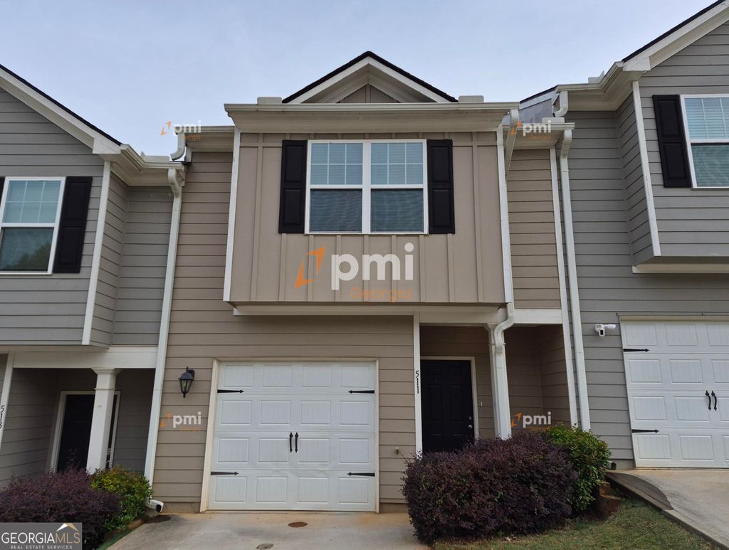 Photo of 511 Highwood Lane, East Point, GA 30344 (MLS # 10762184)