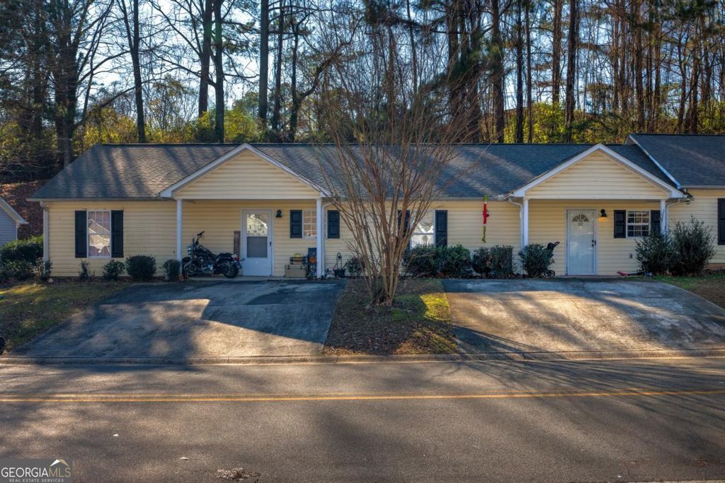 Photo of 172 Jacobs Way #A,B,C,D, Jasper, GA 30143 (MLS # 10654859)