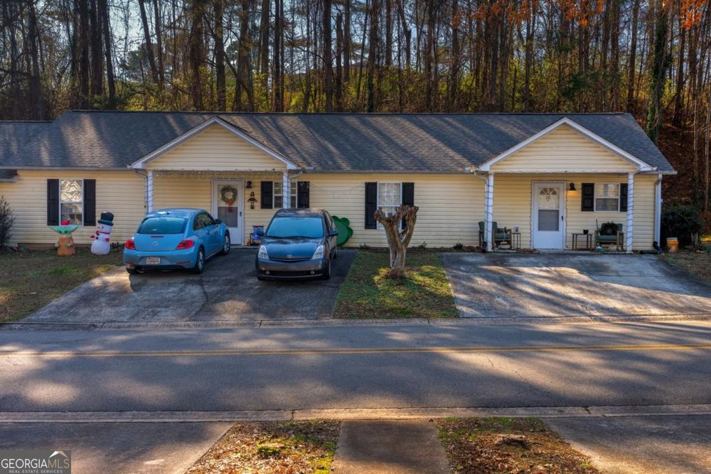 Photo of 172 Jacobs Way #A,B,C,D, Jasper, GA 30143 (MLS # 10654859)