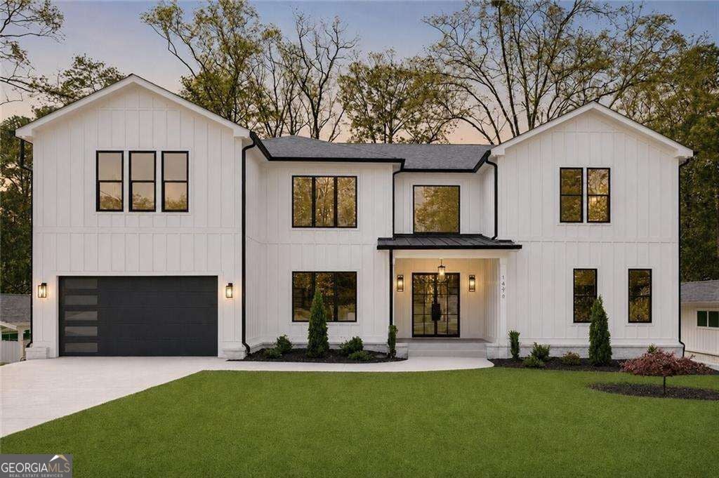 Photo of 1696 Dunwoody Place, Atlanta, GA 30324 (MLS # 10879362)
