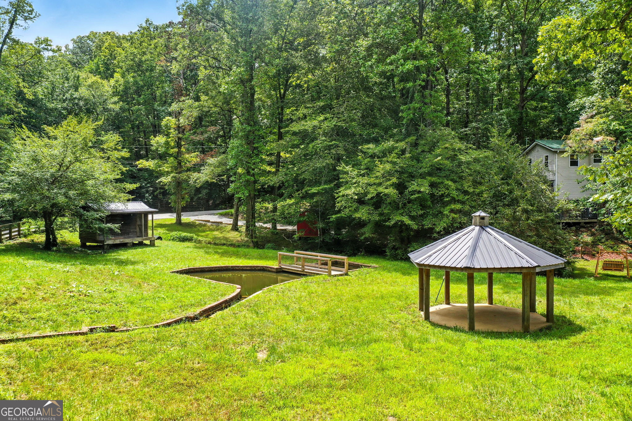 579 Twin Mountain Lake CIR
